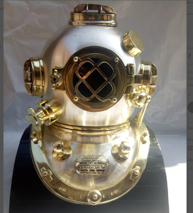 หมวกดำน้ำโบราณคุณภาพเยี่ยม ทำด้วยมืออย่างสวยงาม - Product Image 1