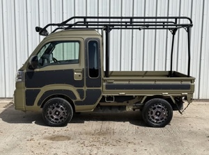Good Quality USED 2022 DAI HATSU HIJET <b>JUMBO</b> CAB HARD CARGO 4X4 4WD ABS 5-SPEED MANUEL TRANSMISSION - Product Image 3