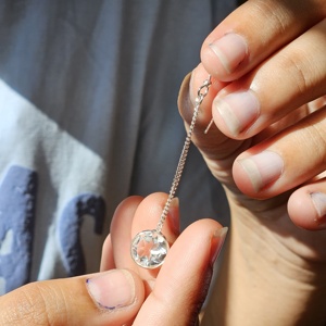 ต่างหูคริสตัลพลอยสีเงินแบบยาวต่างหูเงินน้ำหนักเบาต่างหูเงินระยิบระยับ - Product Image 4