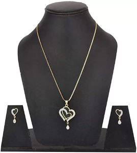 Elegante Mangalsutra tradicional chapado en oro con hermosos pendientes a juego para mujer a los mejores precios - Product Image 1