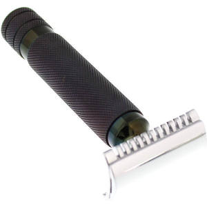 Afeitado en húmedo profesional Black Titanium Collection Razor,. Hecho por Zarnab quirúrgico - Product Image 3