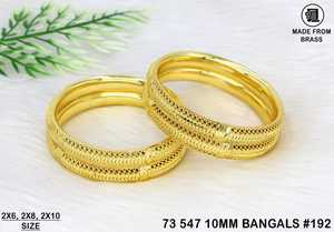 Brazaletes de metal de elegancia cultural para exhibiciones de boutique Brazaletes étnicos artesanales para líneas de joyería hechas a mano - Product Image 4