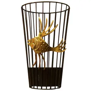 Porte-parapluie en métal avec finition or clair bien poli Parfait pour la décoration intérieure et les accessoires de style antique - Product Image 6