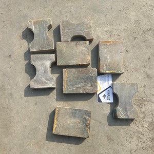 Empuñadura de Espada de Cuerno Hecha a Mano con Forma Natural y Tacto Real, con Técnica Cruda para Coleccionables de Arte - Product Image 5