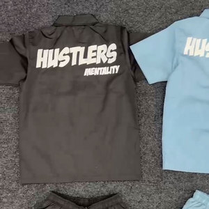 ชุดวอร์มไนลอนน้ำหนักเบาแบบมีซิปเย็บพิเศษสำหรับผู้ชาย ทรงปกติ ใส่ได้ทุกโอกาส กันลม กันหนาว ชุดเซ็ตสองชิ้น - Product Image 4