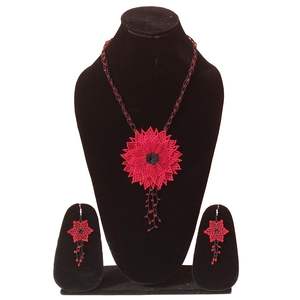 Collares de mujer hechos a mano de moda hermosa flor Rosa diseñador pequeñas semillas cuentas para bodas y compromisos - Product Image 1