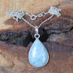 Pendentif en pierre précieuse Larimar en argent sterling 925 pour filles bijoux au design parfait plaqué rhodium et or avec estampage à 925 - Product Image 3