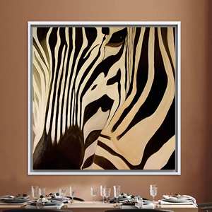 Obra de arte impresa en lienzo: diseño abstracto de cebra en marco dorado, lienzo con marco blanco - Product Image 1