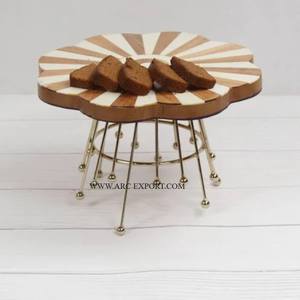 Trabajo martillado, nueva colección de moda, soporte de exhibición de pastel de mesa, la mejor calidad, tamaño grande, 2 niveles, soporte clásico para pastel de mesa de boda - Product Image 3