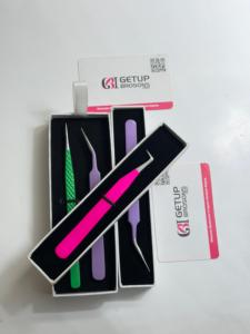 Pince à épiler professionnelle en acier inoxydable pour extensions de cils, avec revêtement en poudre rose, violet et vert, pour volume et isolation - Product Image 4