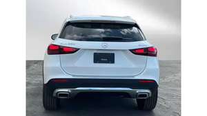 Hatchback 2025 Boîte de vitesses automatique, État impeccable, Modèle 2023 X-Line, Faible kilométrage, Sièges automatiques, Accidenté - Product Image 3