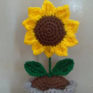 Crochet tournesol tissé à la main artisanat décoratif dans un style bohème pour mariage à la maison ou cadeau Diwali - Product Image 1
