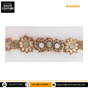 Bracelets pour femmes, dernier design, marque OEM, style scintillant, brodés à la main, perles et pierres d'opale, prix bas. - Product Image 4