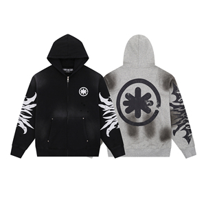 Sudadera con capucha para hombre con estampado en relieve, tejido texturizado y forro polar suave, ideal para el clima frío. - Product Image 1