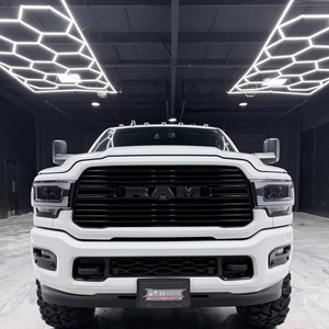 รถมินท์ ปี 2021 รุ่น Ramz 2500 Laramie Night Edition ดีเซล 4x4 สำหรับขับขี่ออฟโรด - Product Image 1