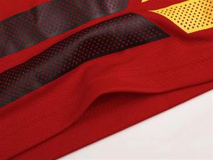 Camiseta y pantalones cortos de baloncesto personalizados para hombre, uniforme con diseño de logotipo personalizado, transpirable, 100% poliéster, sin mangas - Product Image 5