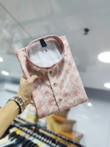 Desi Boy look suave tela de algodón puro con Secuencia de ganchillo trabajo bordado e impresión digital Kurtas temporada festiva - Product Image 2