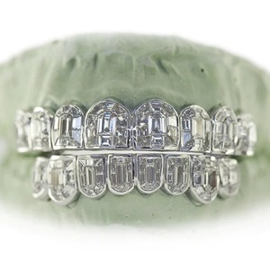 Personnalisé 925 Argent Plaqué Or Dents Grillz Glacé Moissanite Taille Émeraude Diamant Bijoux pour Hommes Style Hip Hop - Product Image 2