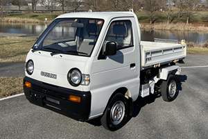 Camioneta Suzuki-Carry 1994, 4x4, Camioneta Kei para el Mercado Japonés, Transmisión Manual de 4 Velocidades, Tracción en las 4 Ruedas, Plataforma Basculante, 660cc, 350kg, Mini Camioneta - Product Image 3