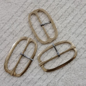 Cinturón de doble bucle de estilo baldrico medieval personalizado para hebilla 1600-1700 de latón vikingo de aleación de cobre y Zinc para hebilla - Product Image 2