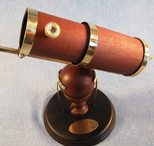 Telescopio de Latón Hecho a Mano de Primera Calidad, el Mejor Artículo para Regalo - Product Image 1