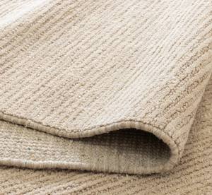 Tapis Eco Breeze 100% en laine biologique fabriqué à la main en Inde beige avec une texture luxueuse pour un usage domestique Tapis beige fait à la main en Inde - Product Image 4