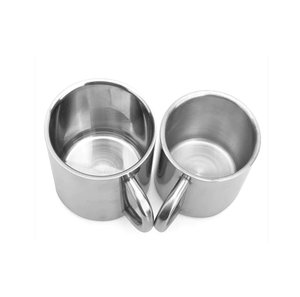 Jarra de cerveza de acero inoxidable martillado giratorio para utensilios de cocina y restaurantes y uso hecho a mano al mejor precio - Product Image 5