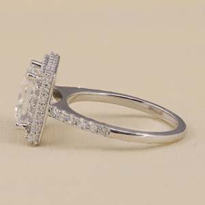 แหวนหมั้นเพชรเม็ดเดี่ยวสำหรับเจ้าหญิงรัศมี14K/10K ได้รับการรับรองจาก rhodium PT950 PVP - Product Image 3