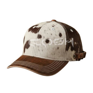 Fabricant de casquettes de baseball en cuir véritable avec poils de vache - Product Image 1