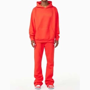 Venta al por mayor personalizado Unisex Stacked Joggers pantalones acampanados y Sudadera con capucha Hombres Conjunto de dos piezas Chándal - Product Image 5