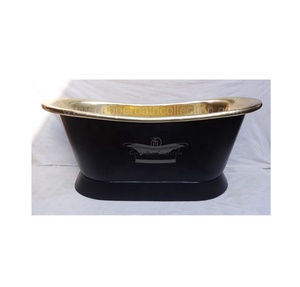 Bañera de latón con tapa enrollable independiente de estilo moderno, acabado negro mate con función de remojo para hoteles, fabricada en la India - Product Image 1