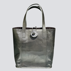 Sac fourre-tout en cuir de veau brun personnalisé ADIBA OVERSEAS pour femme, fermeture à rabat, doublure en toile, haute qualité, durable, léger - Product Image 1