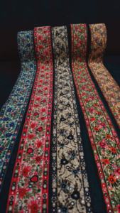 Tela de Encaje Jacquard Bordada Ecológica de Alta Calidad para Vestidos de Novia, Decoración de Prendas, Colores y Diseños Personalizados - Product Image 3