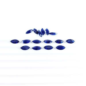 Saphir bleu naturel de Bangkok, taille marquise calibrée 8x12mm, minéral facetté poli, tons bleu royal, violet, gris, transparent - Product Image 3