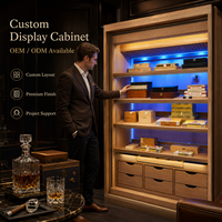 Humidor sur mesure pour salon de cigares, système d'humidification pour salle à cigares, mobilier de salon de cigares personnalisé, services de conception et de construction pour restaurants et bars