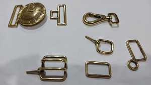 Cinturones de uniformes ceremoniales Royal Air de alta calidad personalizados, accesorios WOK azules chapados en oro, correas de Metal de cuero, prendas de revestimiento - Product Image 5