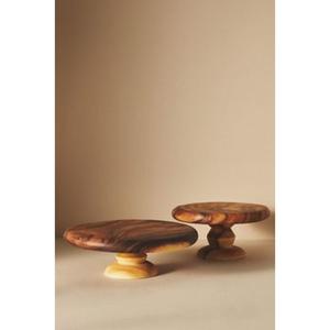 Elegante y duradero soporte para pasteles de resina con detalles elegantes, perfecto para servir pasteles y dulces en eventos de alto perfil - Product Image 3