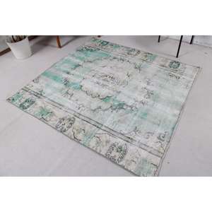 Alfombra Turca Vintage de 5x5.3 pies, Alfombra de Lana Verde - Product Image 1