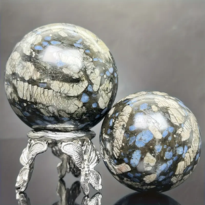 Bola de cristal natural al por mayor, piedra energética curativa, esfera azul QueSera Llanite para decoración del hogar y regalo mineral - Product Image 1