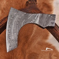 Tête de hache en damas forgée à la main de haute qualité, idéale pour le camping et les activités de plein air, avec manche en bois recouvert de cuir, personnalisable, livraison directe