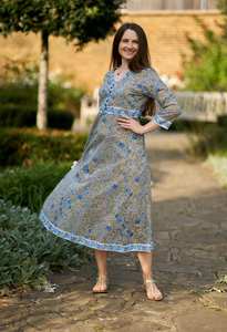 Robe Islanna Imprimée à la Main, Bohème, Pur Coton, Décontractée, Occasionnelle, Vacances, Été, Gris Bleu, Fabrication Artisanale, Mode Éthique - Product Image 3