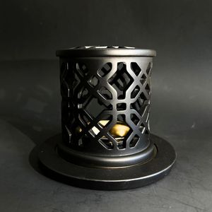 Porte-bâton d'encens classique fini en laiton et aluminium au design unique Brûleur d'encens doré Brûleur en métal de forme incurvée - Product Image 5