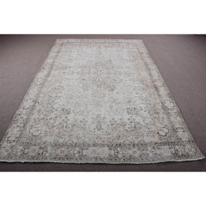 Grand tapis vintage 6,3x9,4 pieds, tapis floral blanc et gris en laine - Product Image 1