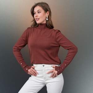 Suéter de Punto con Cuello Alto y Botones, Estilo Moderno para Mujer, Manga Larga, Deportivo, Casual, Elegante para Oficina, Oportunidad de Venta al Por Mayor - Product Image 1