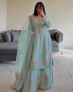 Fête de mariage indien ethnique d'hiver 3 pièces Salwar Kameez Diwali brodé réversible sans plis Georgette soie cousue - Product Image 1