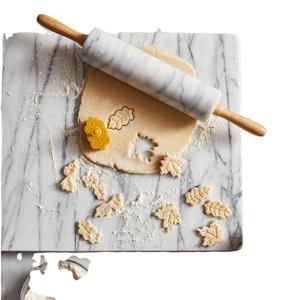 Rouleau à pâtisserie en marbre massif fait à la main avec poignées en bois hôtel et ustensiles de cuisine Roti Pizza cuisson pâtisserie broche disponible en Inde - Product Image 1