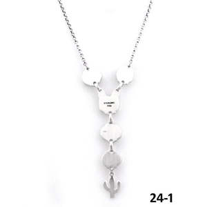Collier artisanal du Sud-Ouest Émeraude Verte avec turquoise, turquoise blanc et argent sterling, motif en forme de plante, idéal pour un cadeau - Product Image 4