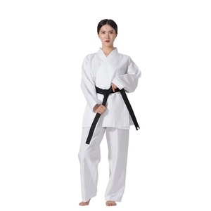 Karate Gi de Algodón de Alta Calidad al por Mayor con Logotipo Frontal, Secado Rápido y Transpirable para Clubes, Escuelas y Centros de Entrenamiento - Product Image 4