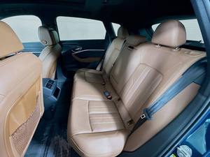 Usado cuidadosamente 2023 Audi e-tron Premium Plus 4dr SUV AWD - Product Image 5