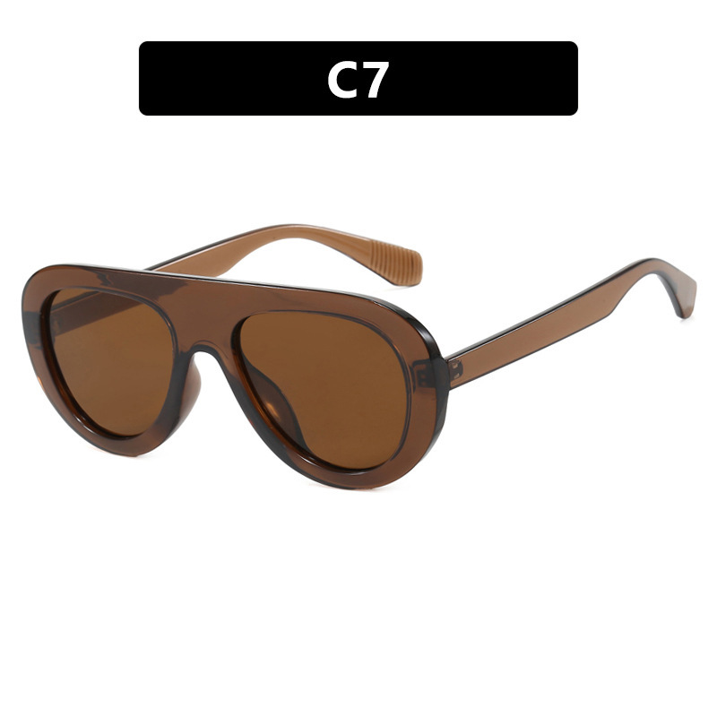 C7